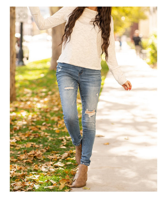 Judy Blue Embroidered Pocket Jeans